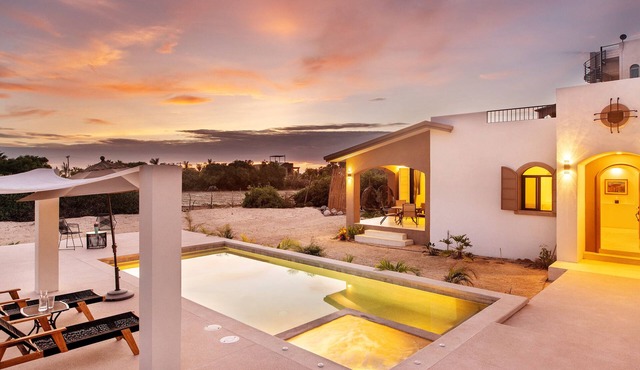 Bright and modern home with saltwater pool and hot tub near the beach
