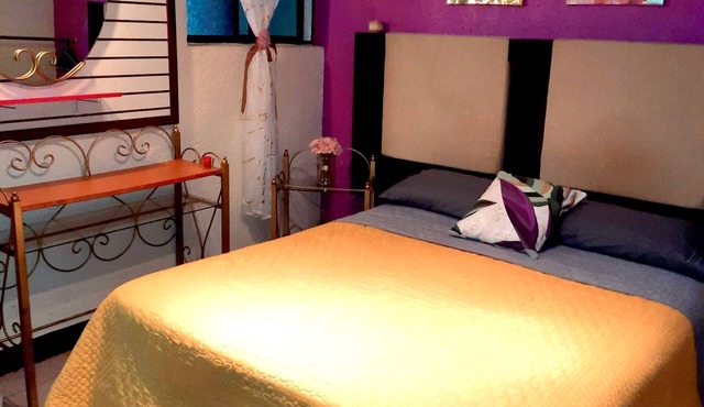 Bright apartment with an excellent location.