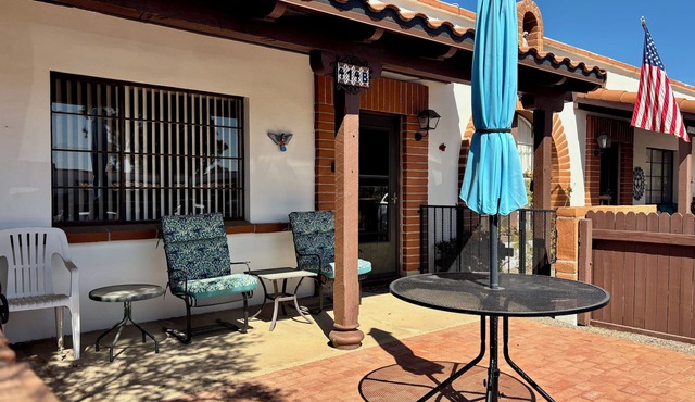 Bright & Cozy One Bedroom One Bath Villa in a 55+ Community