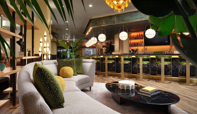 Burton House, Beverly Hills, A Tribute Portfolio Hotel