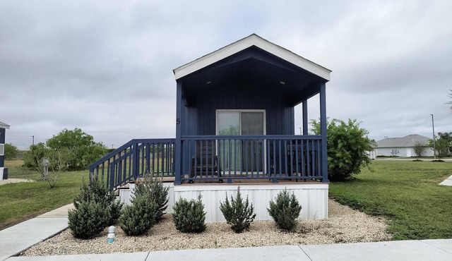 Cabin 1 with Inclusive Resort Amenities - Cabin with Inclusive Resort Amenities
