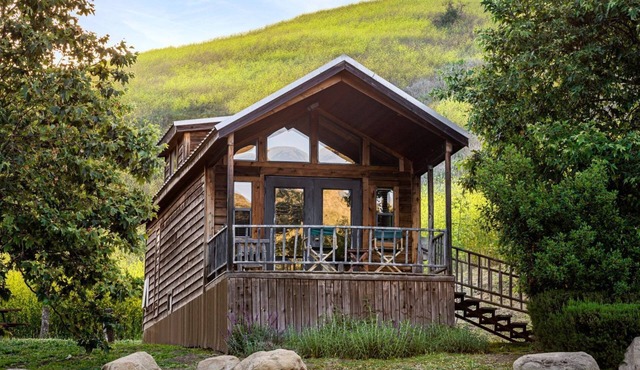 Cabin | Loft + Firepit | No Hidden Fees