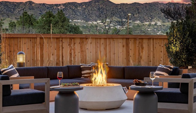 Cambria Hotel Burbank Airport