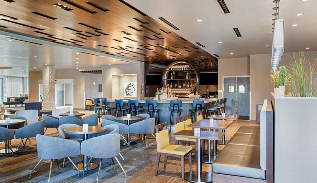 Cambria Hotel Phoenix Chandler - Fashion Center