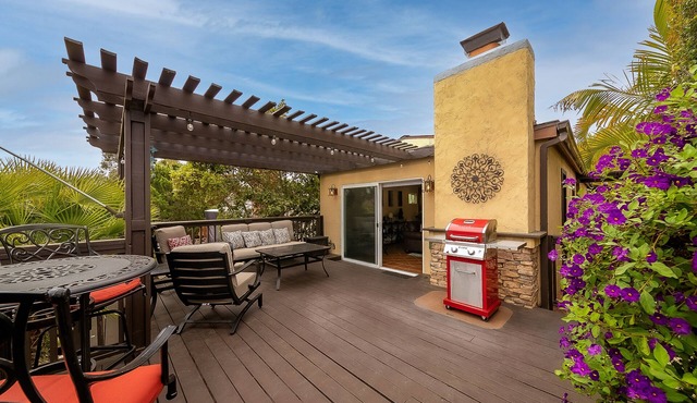 Canyon Palms Spanish-style home