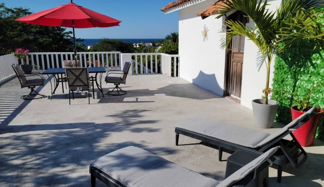 Casa Aerie – Beach Days, Rooftop Nights