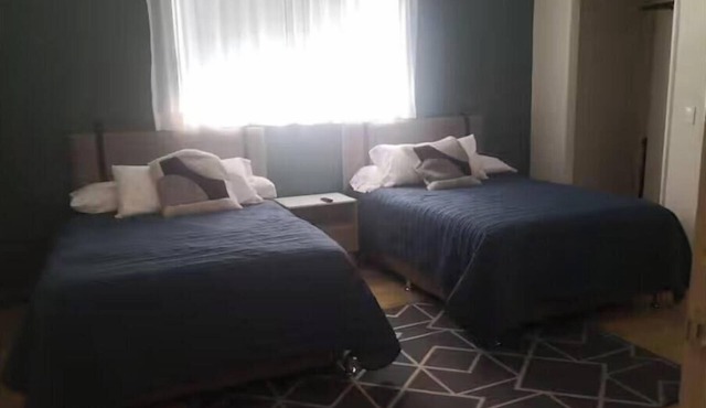 Casa Almera - Colonia Americana - 8 BR 8.5 bath AC