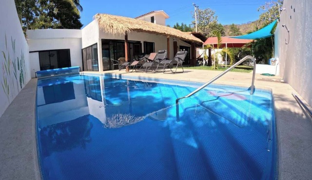 Casa Bugambilia-Santa Cruz Pool & walk to Beach!
