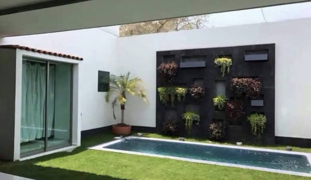 Casa Contemporánea Nueva con Alberca y Aire Acondicionado en Colima, un Nivel