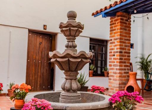 Casa de hospedaje -La Abadía de San Pedro