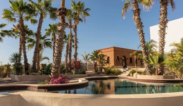 Casa Del Arte - a modern desert oasis ft. in Vogue