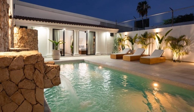 Casa Kathy: Exquisite 6BR, 11 Bed & 26 Guests
