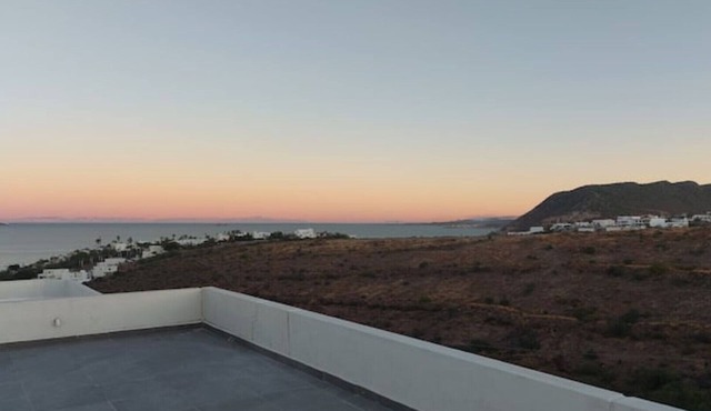 Casa Komitas your holiday retreat Mini pool Sea view