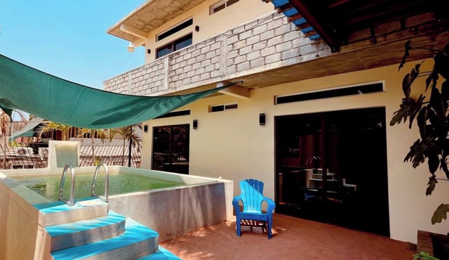 Casa Marias/located in La Punta de Zicatela beach. less than 5 minutes from the ocean.