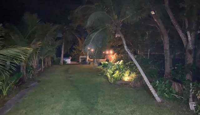 Casa Monstera On the shore of the Xulha Lagoon, Bacalar!