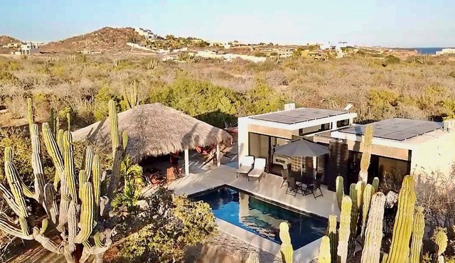 Casa Moonshine Two Casitas - Private pool, AC, short walk to a beautiful beach!