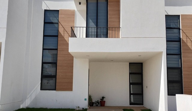 Casa Nueva de 2 Niveles y Rooftop, a 5 min de Playa Nuevo Vallarta y Bucerias