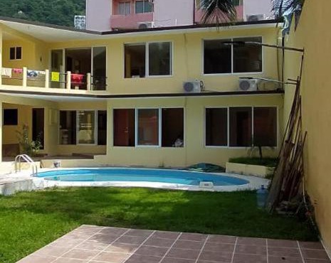Casa piedra de mar