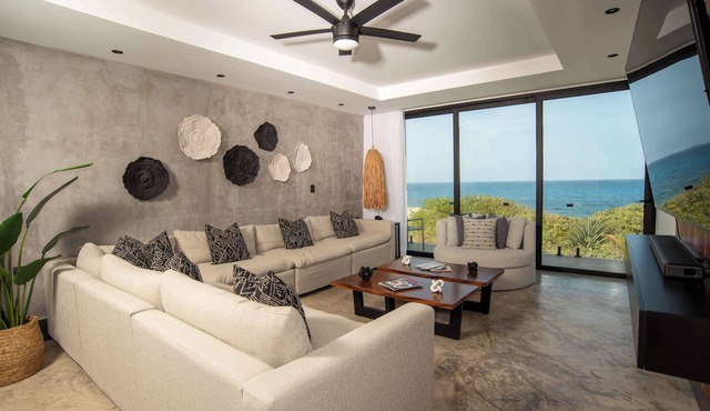 Casa Serena: A getaway in Isla Mujeres with private balcony and ocean view