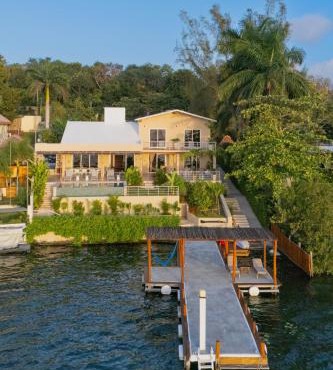 Casa Sol y Luna - Beautiful sunrises and infinity pool