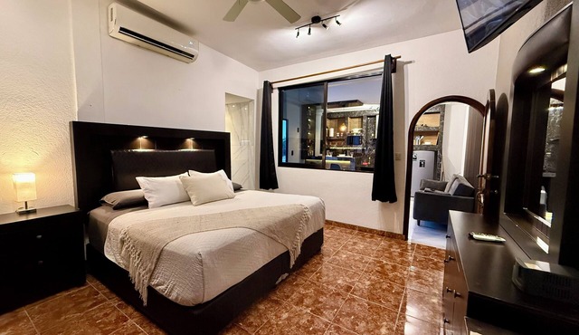 Casa Solar, Comfort Suite. Room in guesthouse (pet friendly)
