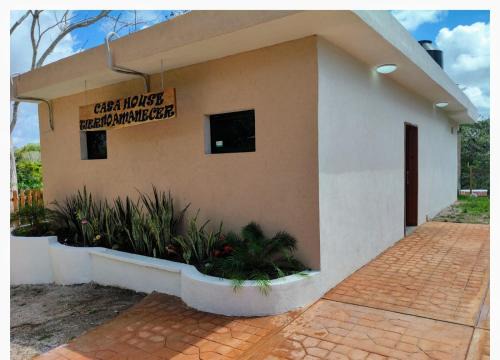 Casa tierno amanecer