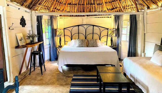 Casa Tropical Privada Cerca de la Playa