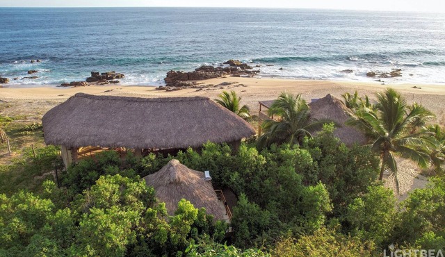 Casa UtopiAmar, spectacular beachfront house
