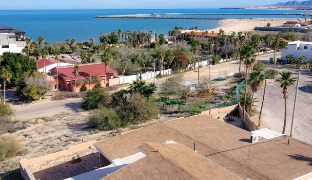 Casa Vista del Mar: Spacious 4BR home in resort