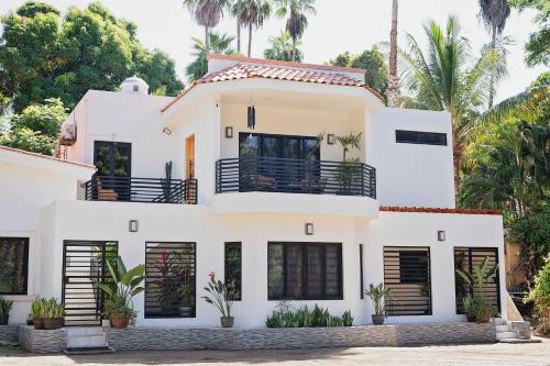 Casas Blancas, Planta Alta