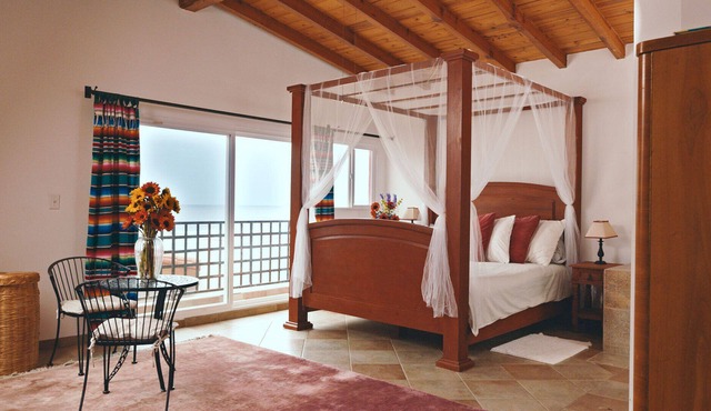 Casita Norte - Ocean View Suite + Sleeper Sofa