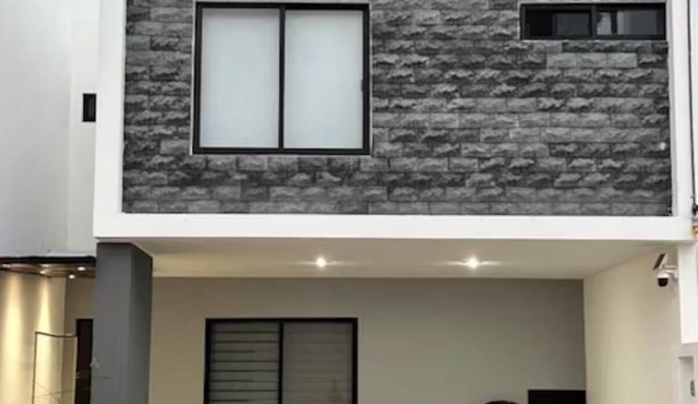 CEIBA WOMAN'S HOUSE - 3 BEDROOMS, INDOOR POOL, WE INVOICE