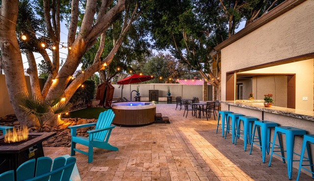 Central Phoenix Hot Tub Swimming Cantina Firepit Pet Friendly