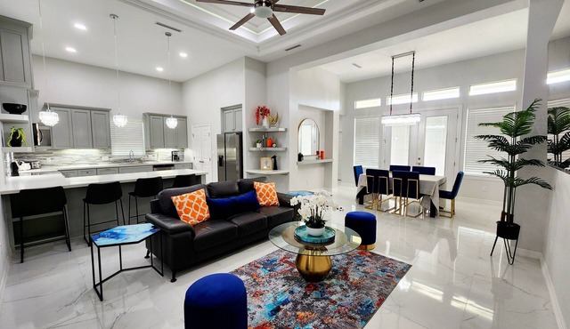 Centrally located, spacious and beautiful home in Edinburg near main attractions