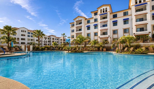 Chandler Vacation Rental, 2 Bedroom Condo at The Cays with a Resort Pool & Spa