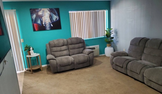 Charming 1-bedroom apartment with AC and WiFi in pleasant Spring Valley