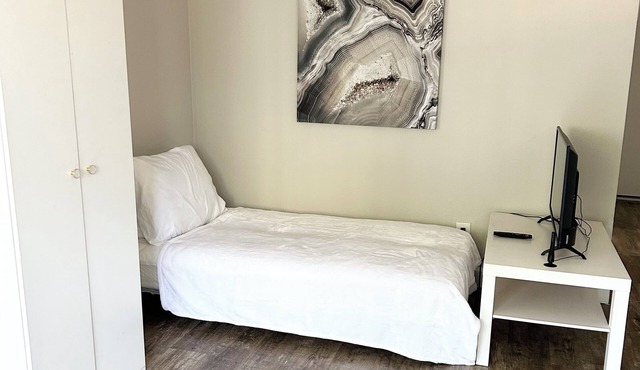 Charming 1-bedroom apartment with AC and WiFi in marvelous Los Angeles