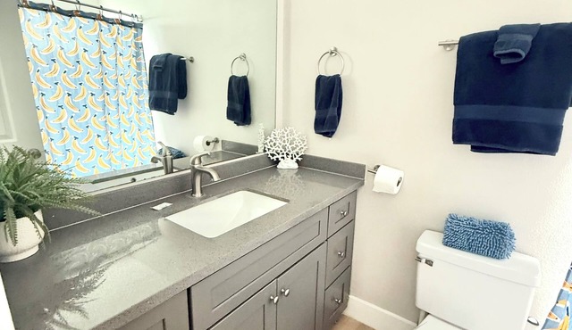 Charming 2-bedroom condo in pleasant Torrance with Pool