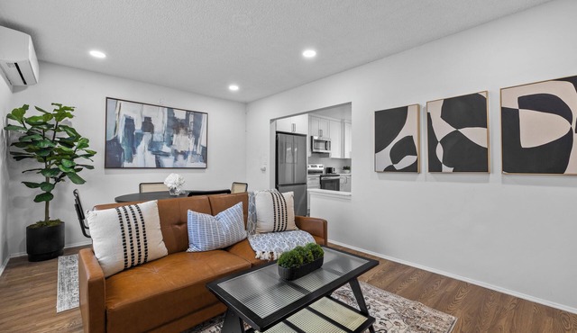 Charming 2-bedroom house in fabulous Westminster