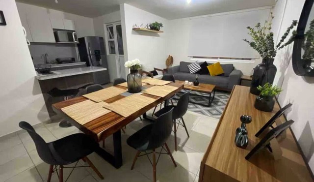 Charming 2BR/2BA apartment in awesome Qro. with swimming pool.
