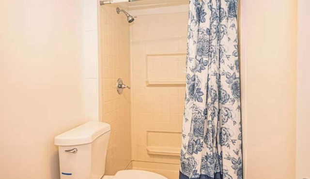 Charming 2BR Hideaway & comfortable Stay in NE DC!