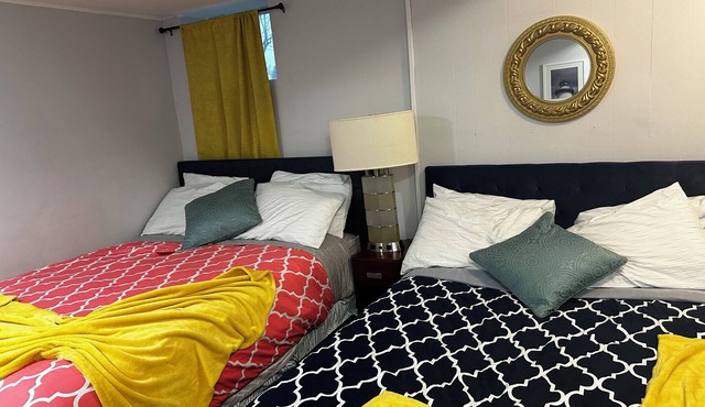 Charming 3-bedroom 3 bath Basement Apt/AC and WiFi in pleasant Silver Spring in Silver Spring