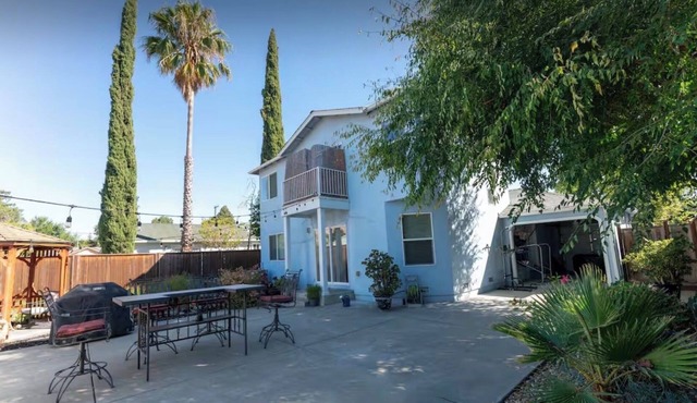 Charming 4BD3BA - BART - Gameroom - Gazebo - Fenced Yard - Walk to Grocery in Concord