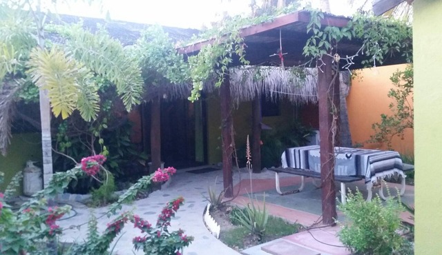 Charming Casita in the heart LB next to Vela 5 Minute Walk to Everything
