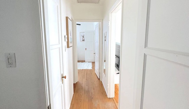 Charming Home in Heart of WeHo Walking Distance from Coffee Shops and Bars