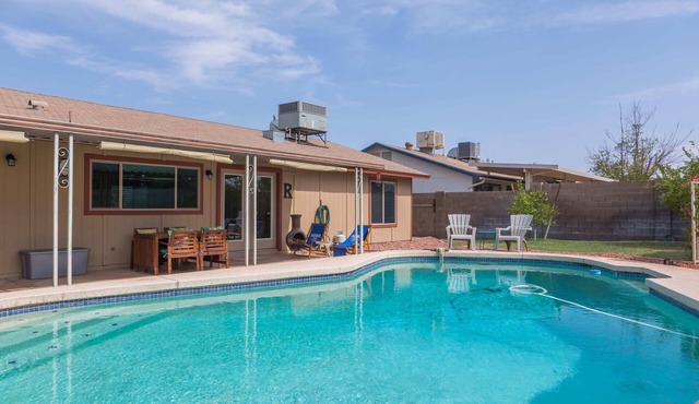 Charming House, Pool, Near Kiwanis Park, Freeways