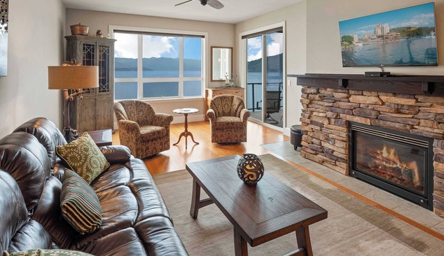 Charming Lakefront Escape with Pool & Hot Tub