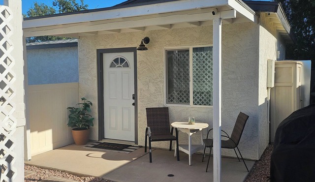 Charming One-bedroom, detached home in a quiet location with private entrance