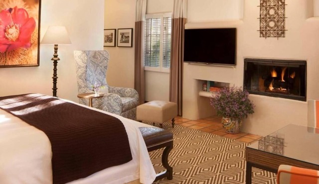 Charming Room w/Access to 41 Pools, 23 Tennis Courts, and Lovely Gardens