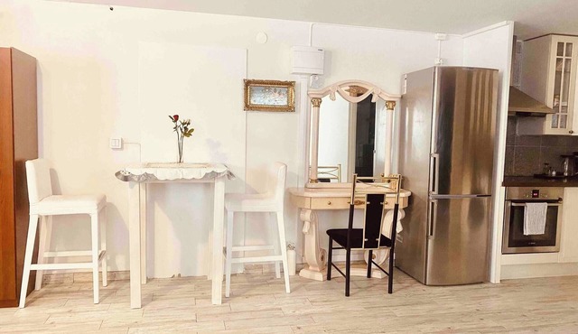 Charming Studio Flat In Sollentuna, Stockholm